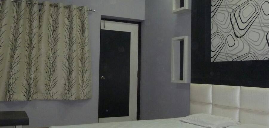 Hotel  Shantidoot, Narsinghpur 4